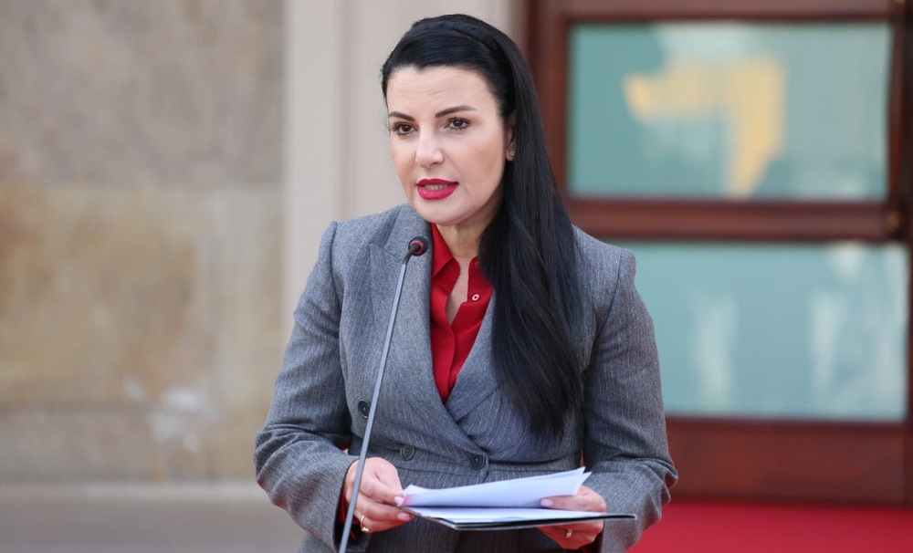 Qeveria marreveshje me Gjermanine per rindertimin e ndertesave publike
